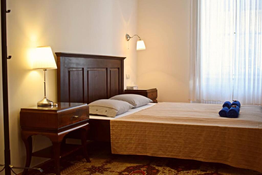 Central Budapest Apartment In Historical Building With Free Private Parking Exterior foto