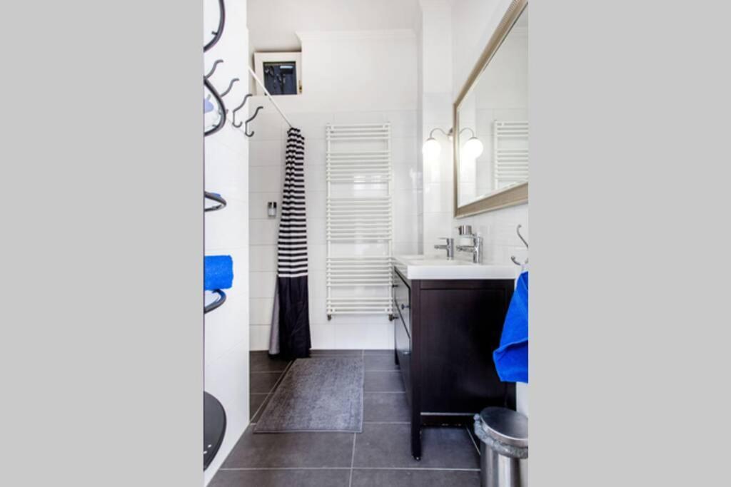 Central Budapest Apartment In Historical Building With Free Private Parking Exterior foto